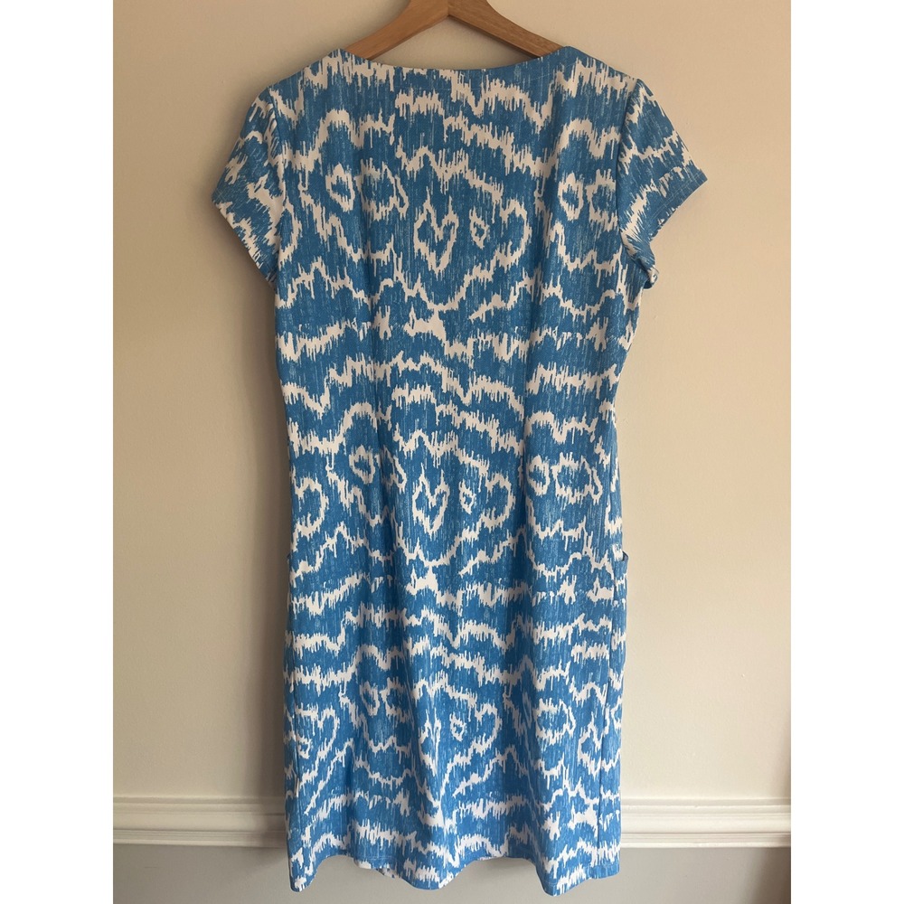 J. McLaughlin Catalina Cloth Sheath Dress Size Medium Blue Ikat Print S/s - Picture 4 of 6